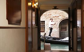 Kette Hotel Venice Italy